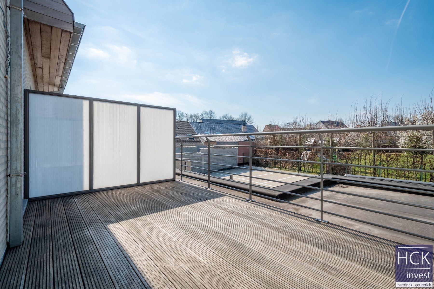 KRUISHOUTEM - INSTAPKLAAR appartement met 2 slpk + RUIM terras! foto 5