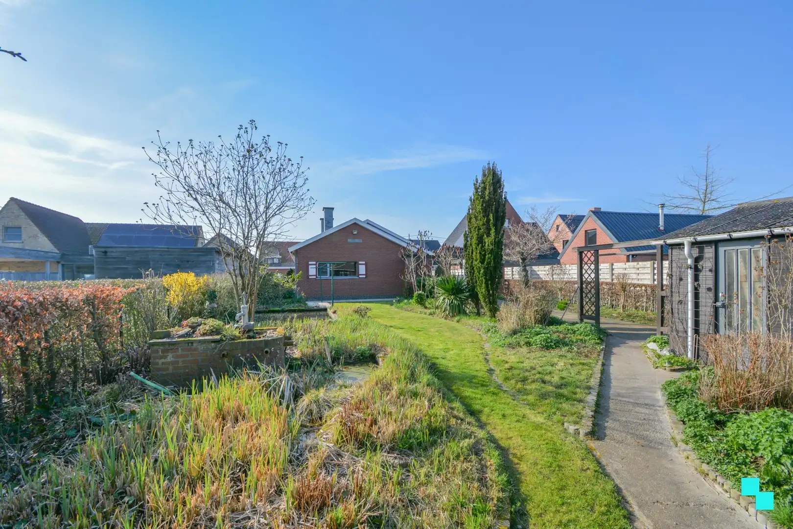 Gelijkvloerse woning met veel potentieel te Hooglede foto 22