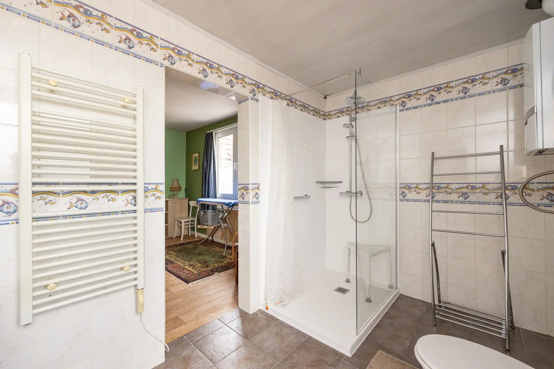 Te renoveren woning met potentieel vlakbij centrum foto 12