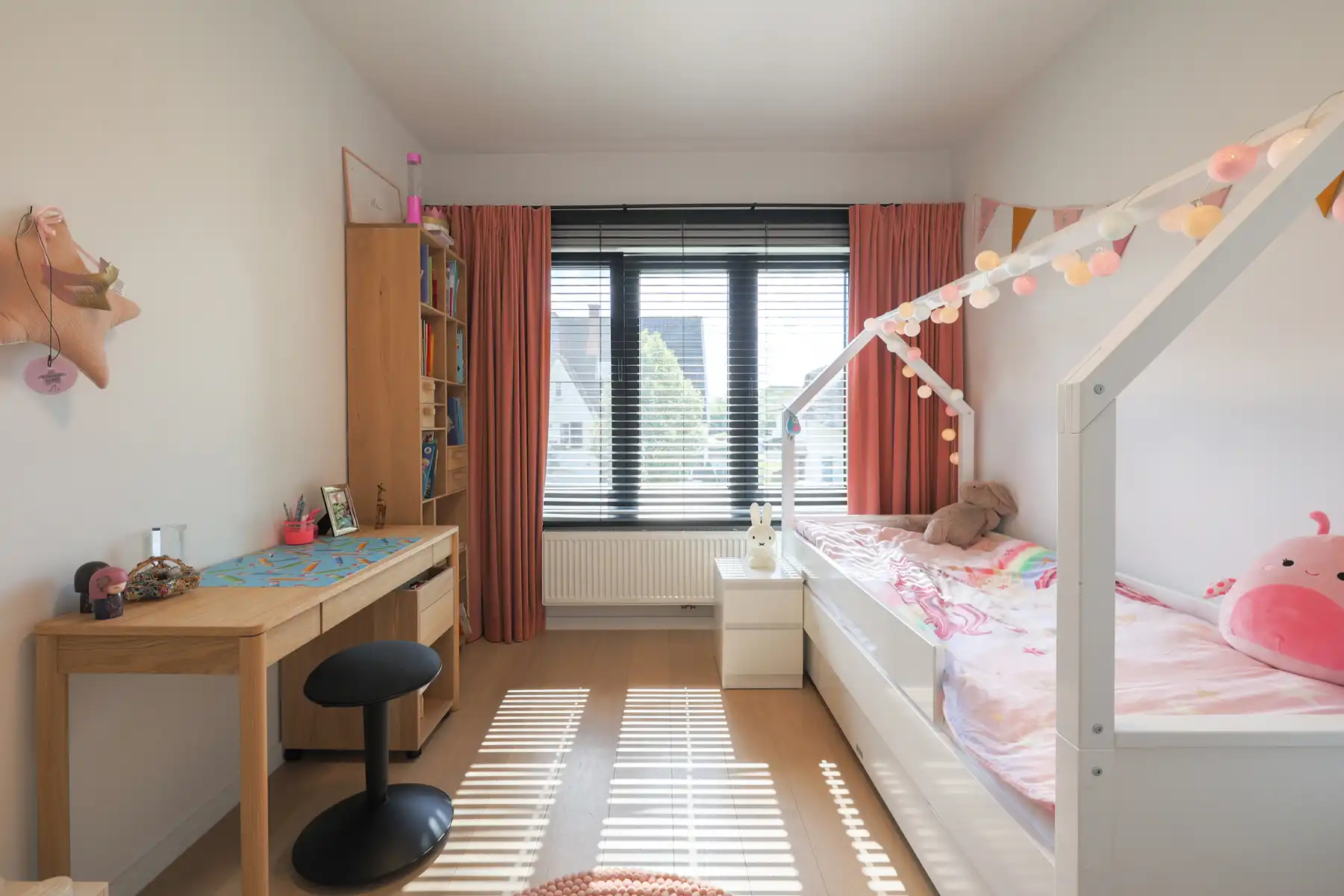 Prachtig gerenoveerde halfopen woning te Elsdonk foto 12