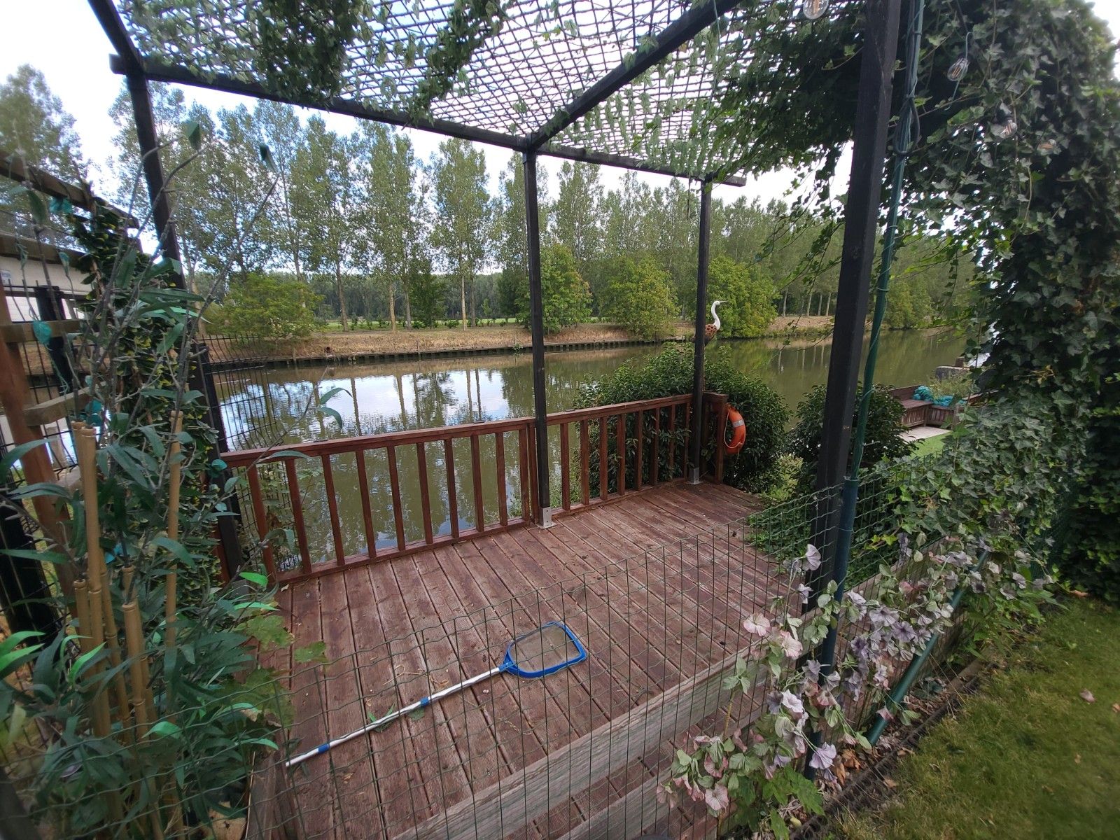 Woning met mooie tuin en zicht op de Leie foto 8