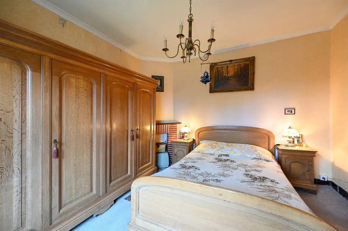 Projecteigendom met afbraak- of renovatiepotentieel in Sinaai foto 15