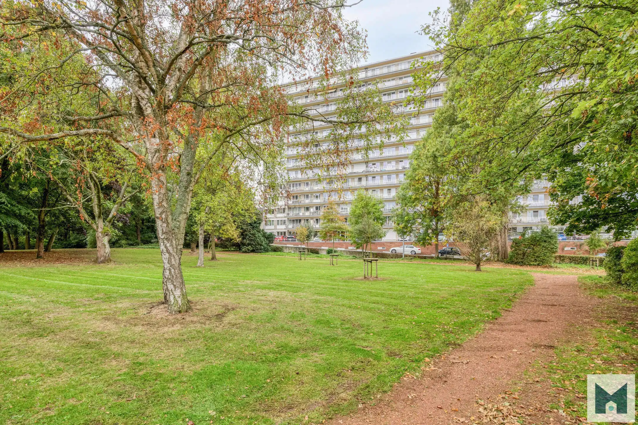 Gelijkvloers appt met 1 slpk en uitzicht op park te Aalst! foto 4