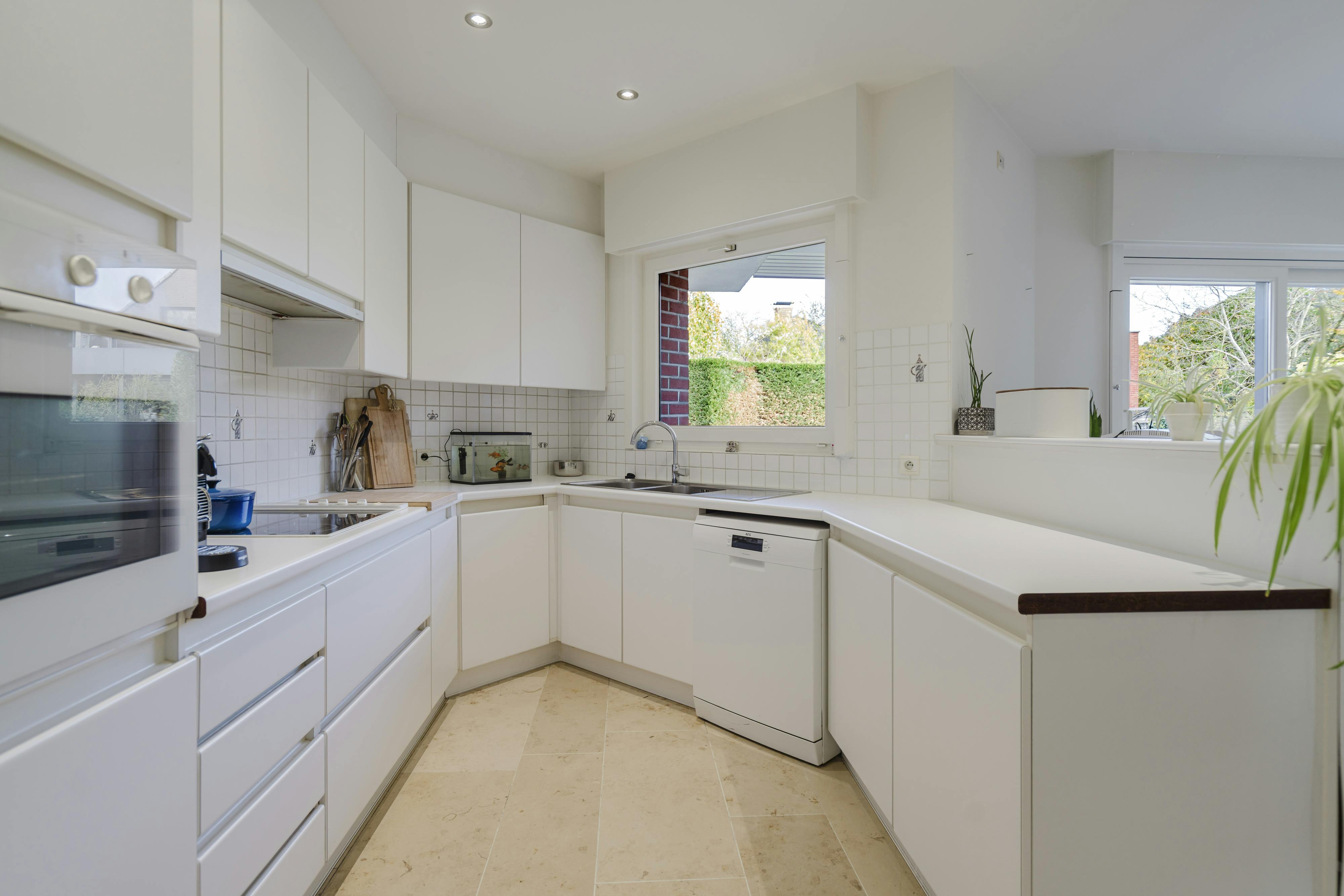 Alleenstaand huis met 4 kamers te koop in Waregem foto 5