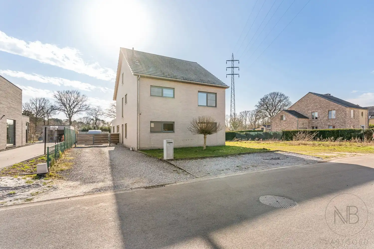 Unieke kangoeroewoning  op topligging tussen Zonhoven en Genk foto 3