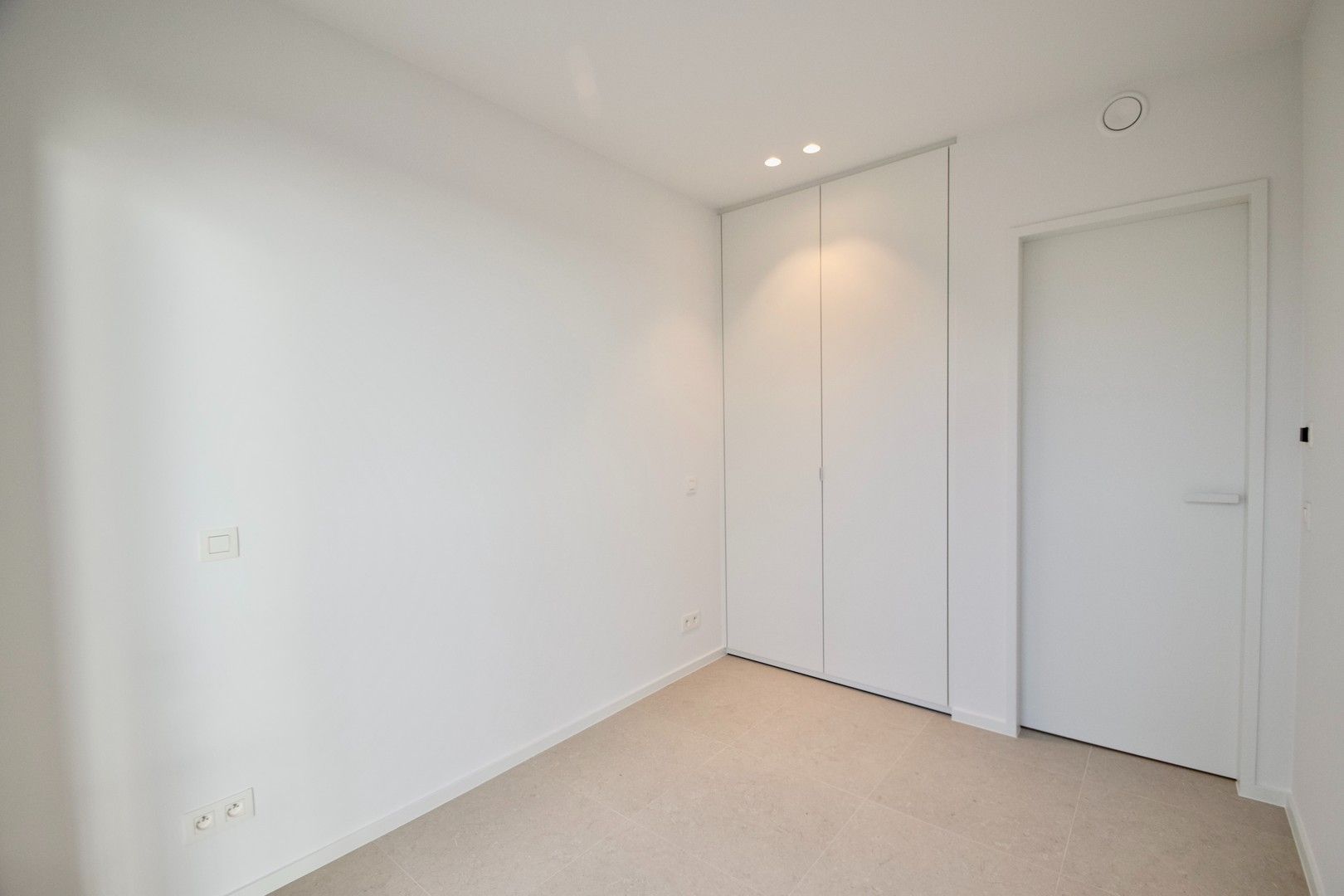 Prachtig nieuwbouw appartement met zijdelings zeezicht in het centrum van Knokke. foto 9