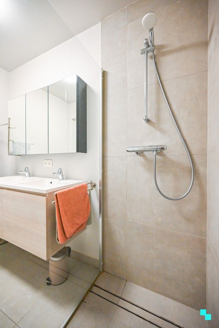 Energiezuinig tweeslaapkamer appartement te hartje Sint-Eloois-Winkel foto 27