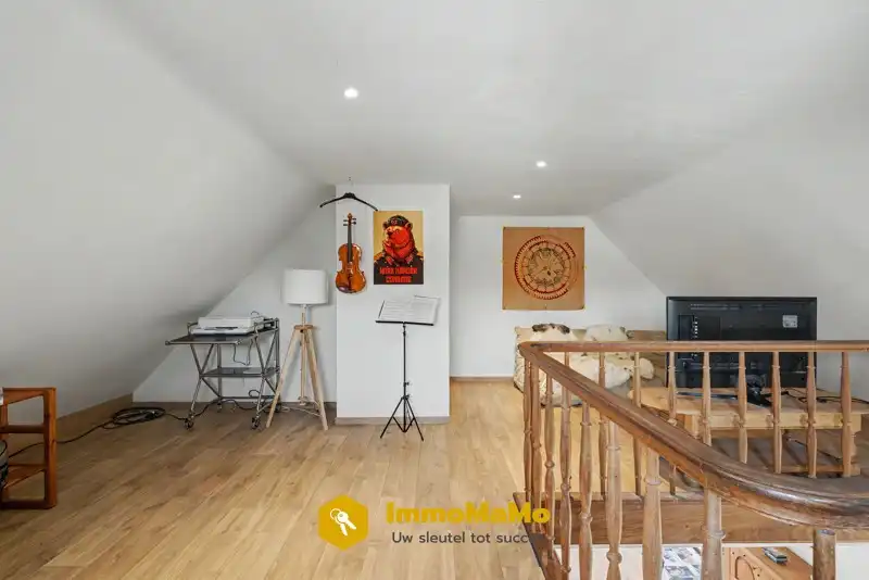 VERKOCHT - VILLA MET 4 SLAAPKAMERS EN TUIN&WEIDE (3314m²) EN 3 PAARDENSTALLEN foto 23