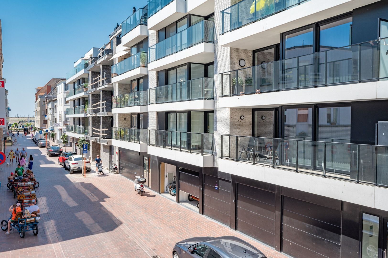 Lichtrijk nieuwbouwappartement aan de zee foto 8