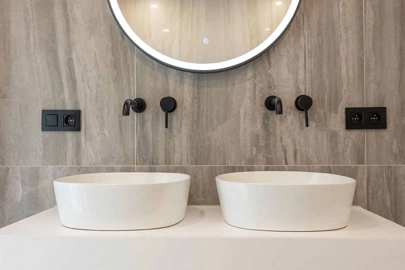 NIEUWBOUWAPPARTEMENT onder registratierechten  foto 8