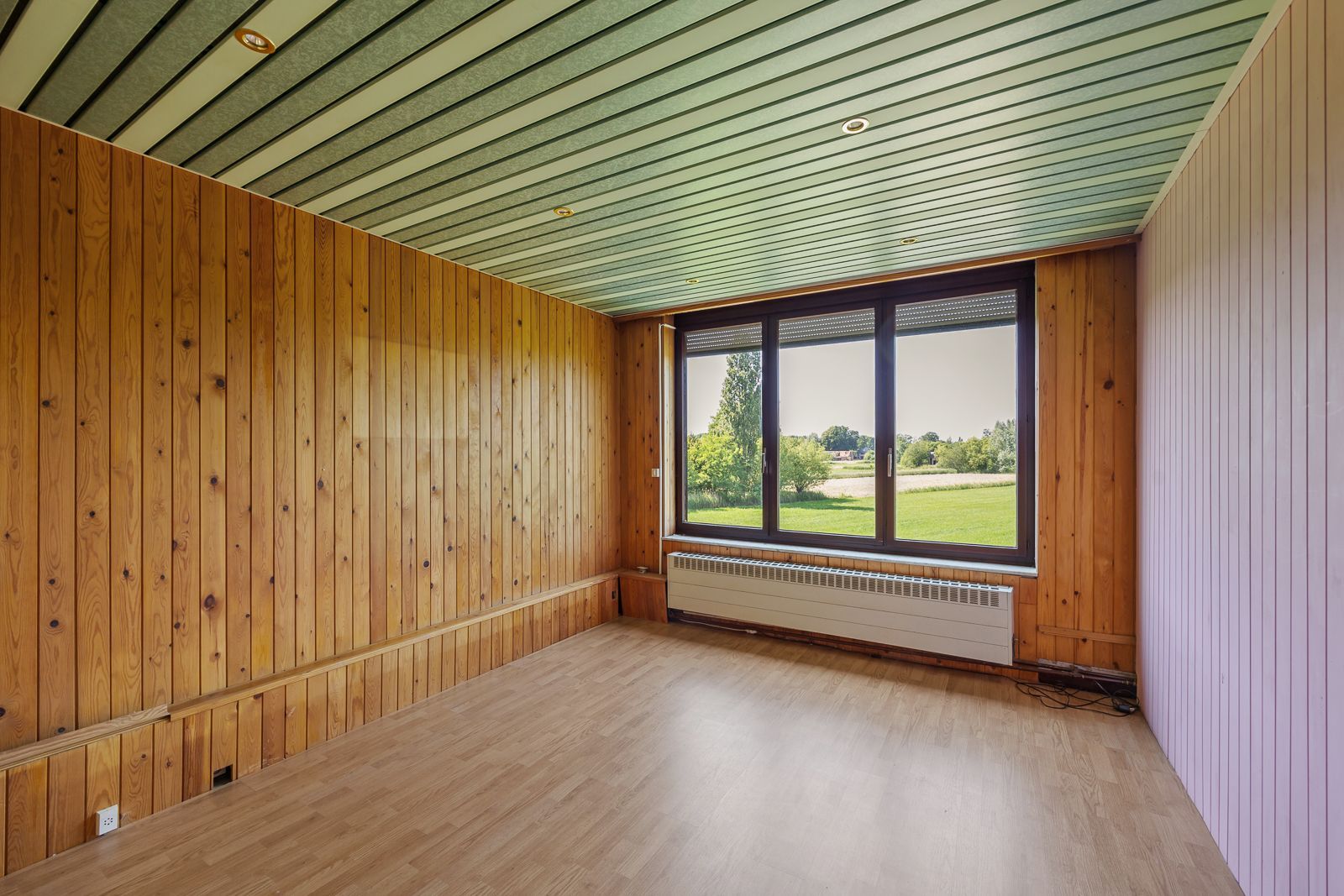Te renoveren woning met potentieel in groene, rustige omgeving te Brasschaat! foto 9
