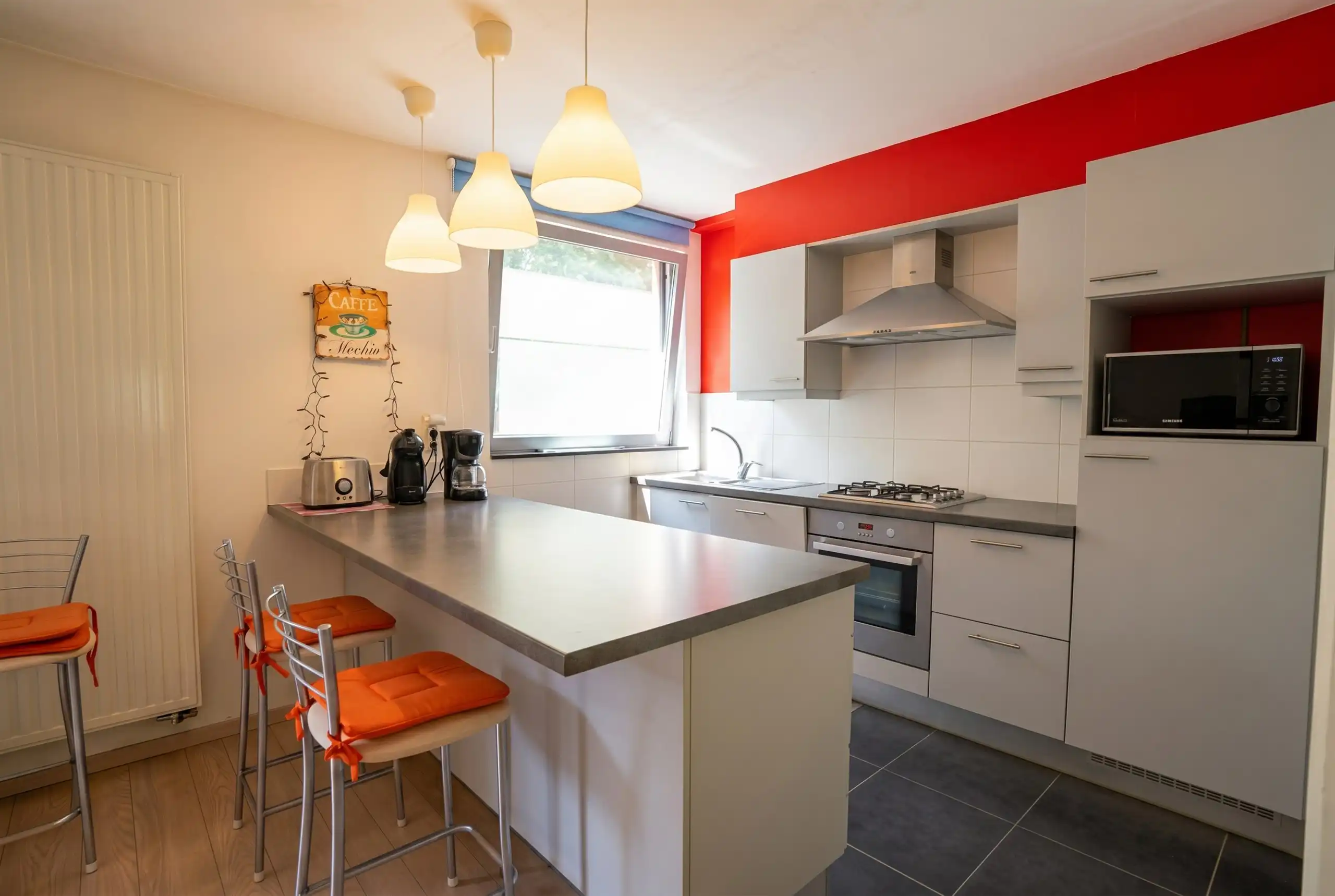 nstapklaar appartement met terras en staanplaats! foto 9