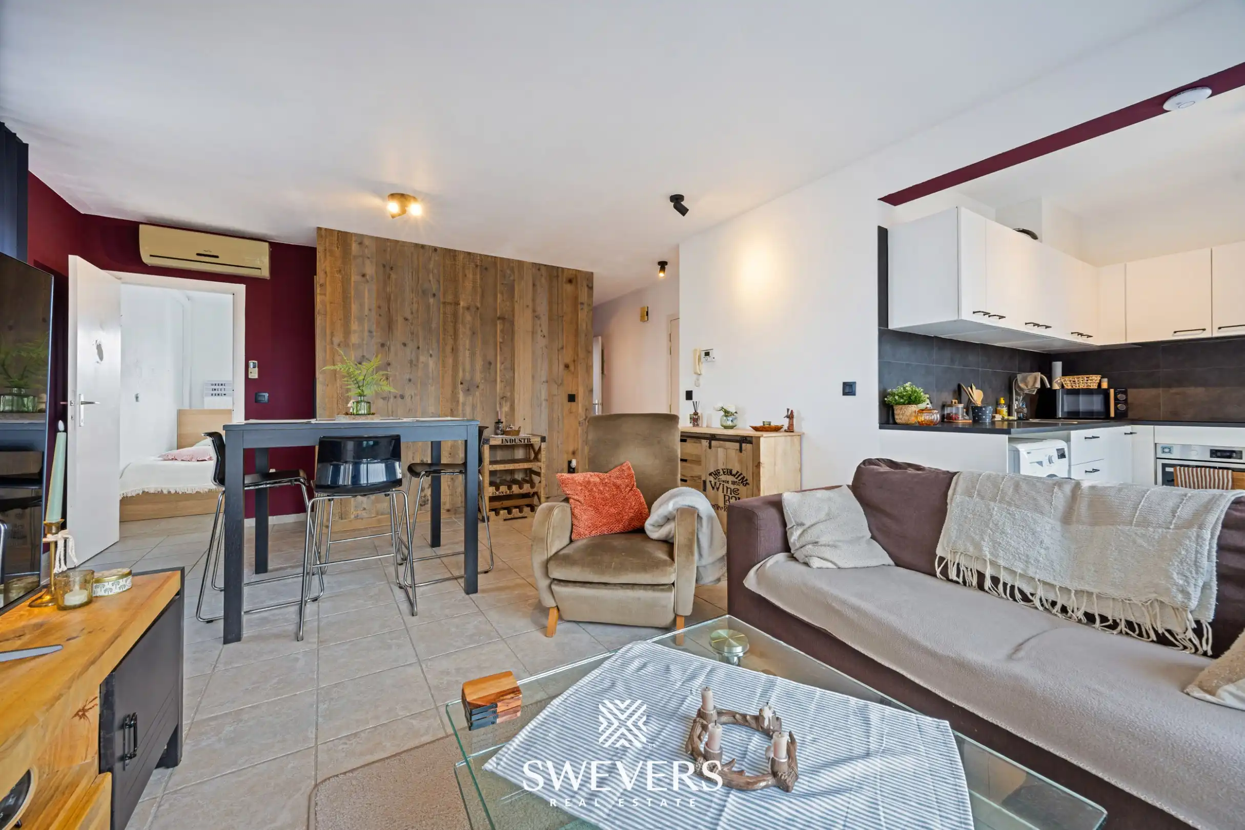 Ruim en opgefrist appartement met 1 slaapkamer, 2 terrassen en garagebox in Heppen foto 4