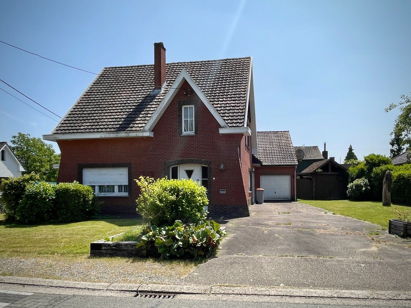 ()=>{if(producerUpdateValueVersion(node),producerAccessed(node),node.value===ERRORED)throw node.error;return node.value} Onze Lieve Vrouwestraat 10 - 3665 As