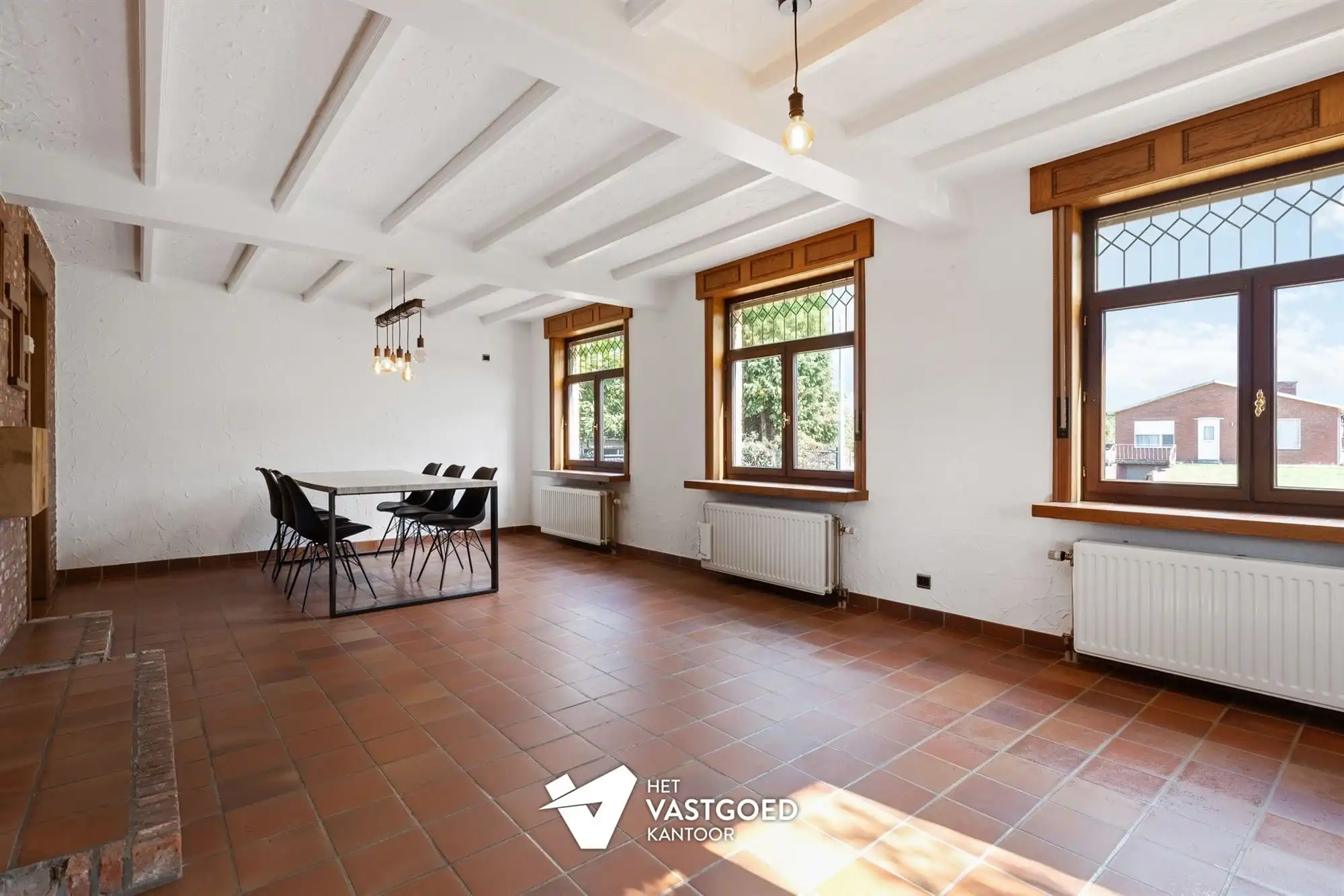 INSTAPKLARE OPEN WONING GELEGEN OP EEN RUSTIGE LIGGING foto 4