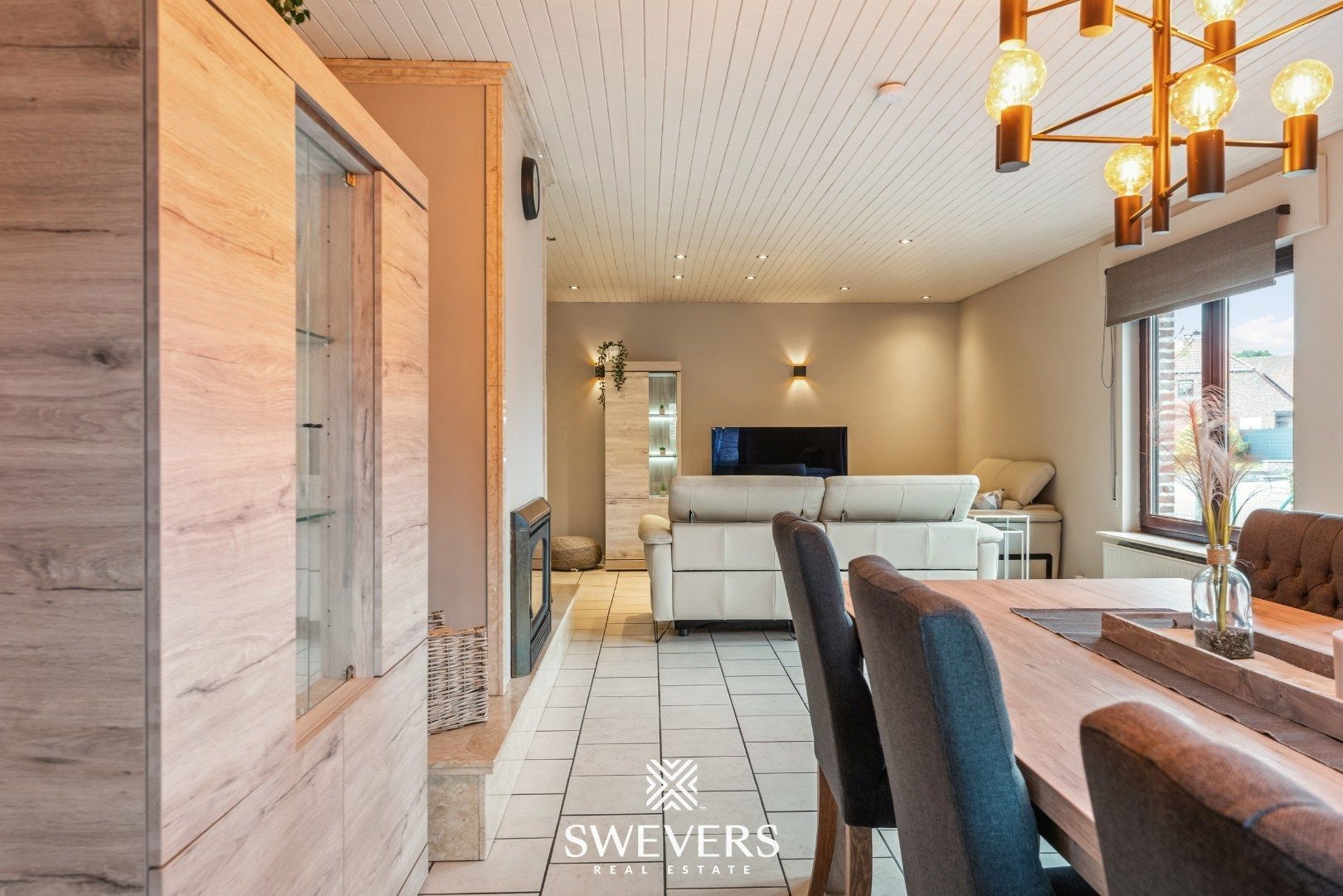 Instapklare gezinswoning met 5 slaapkamers en zonnige tuin te Genk foto 6