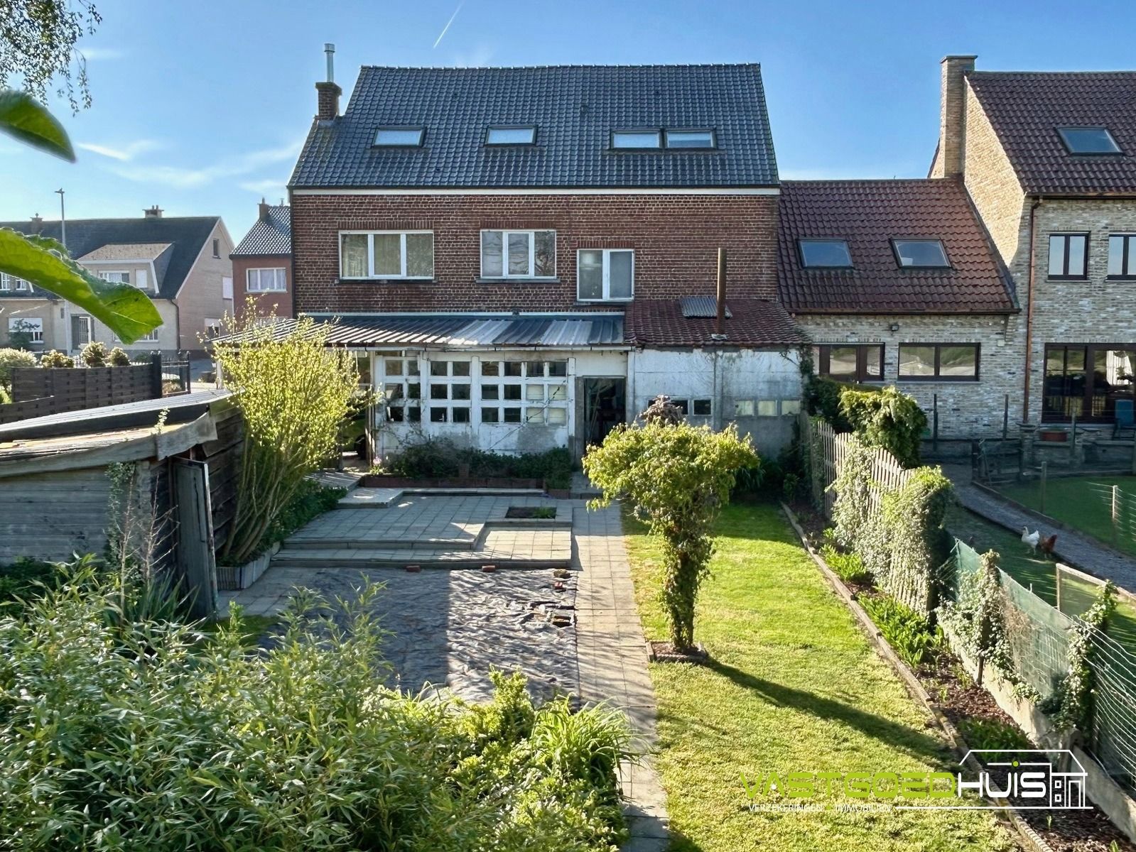 Karaktervolle gezinswoning met tuin en garage foto 27