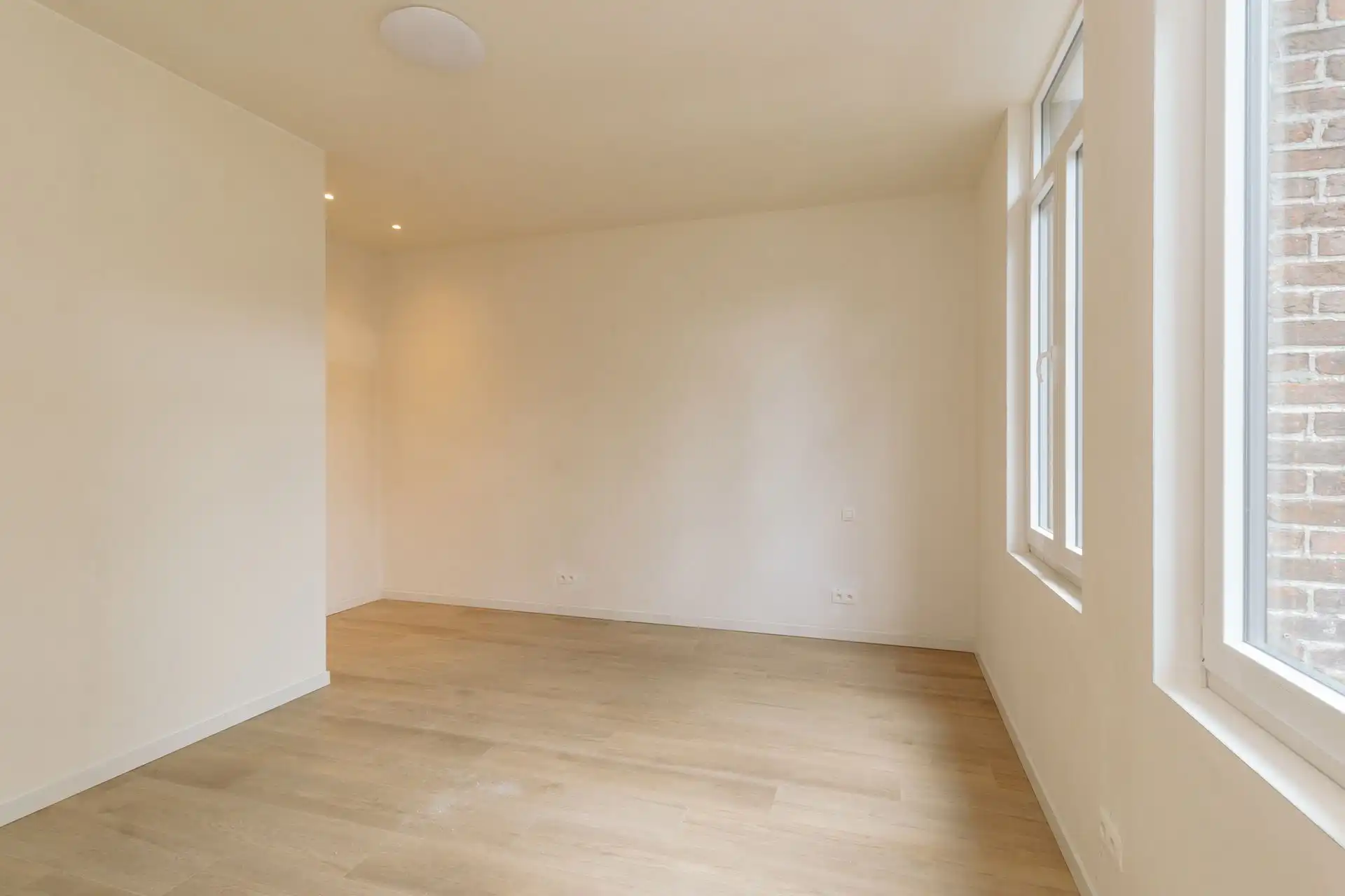Prachtig gerenoveerde woning met 3 slaapkamers en tuin foto 15