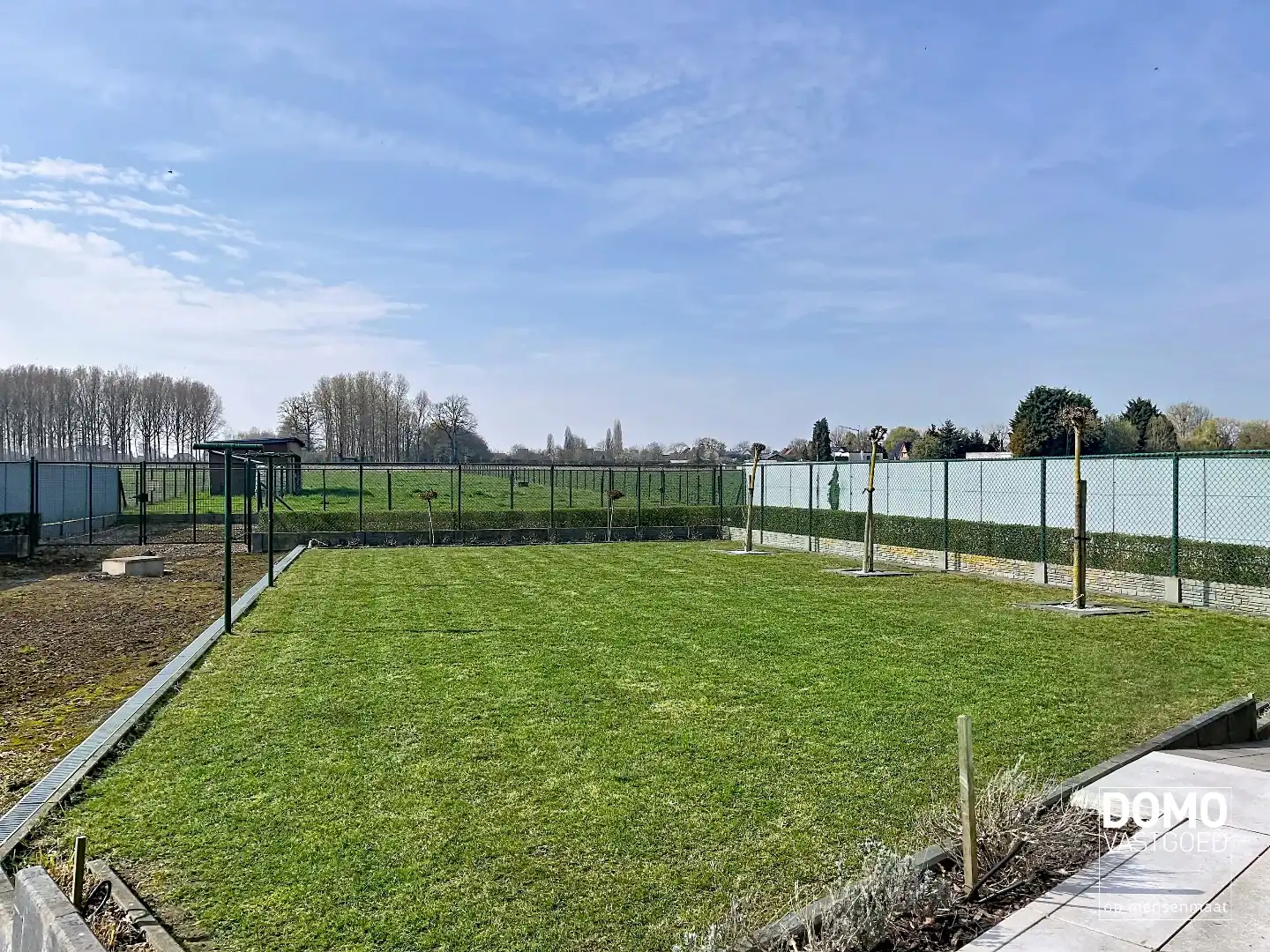 Ruime woning met weiland te koop te Alken foto 3