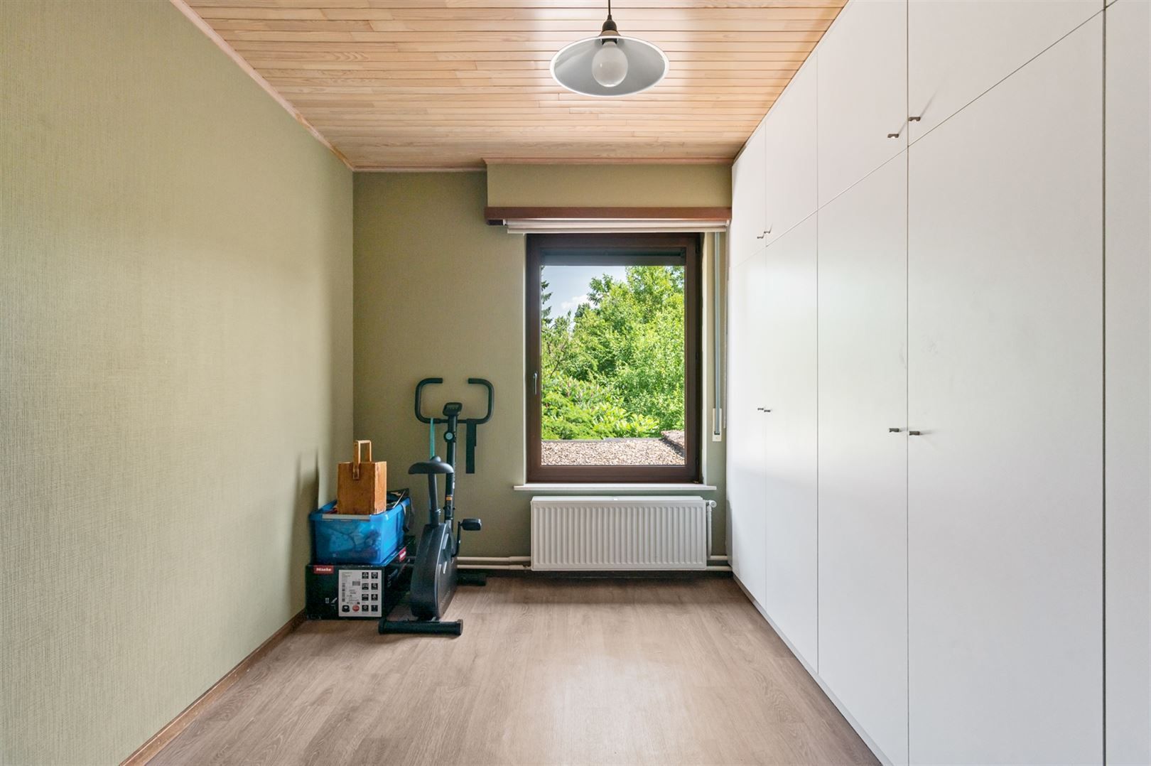 Perfect onderhouden halfopen woning met zonnige tuin. foto 13