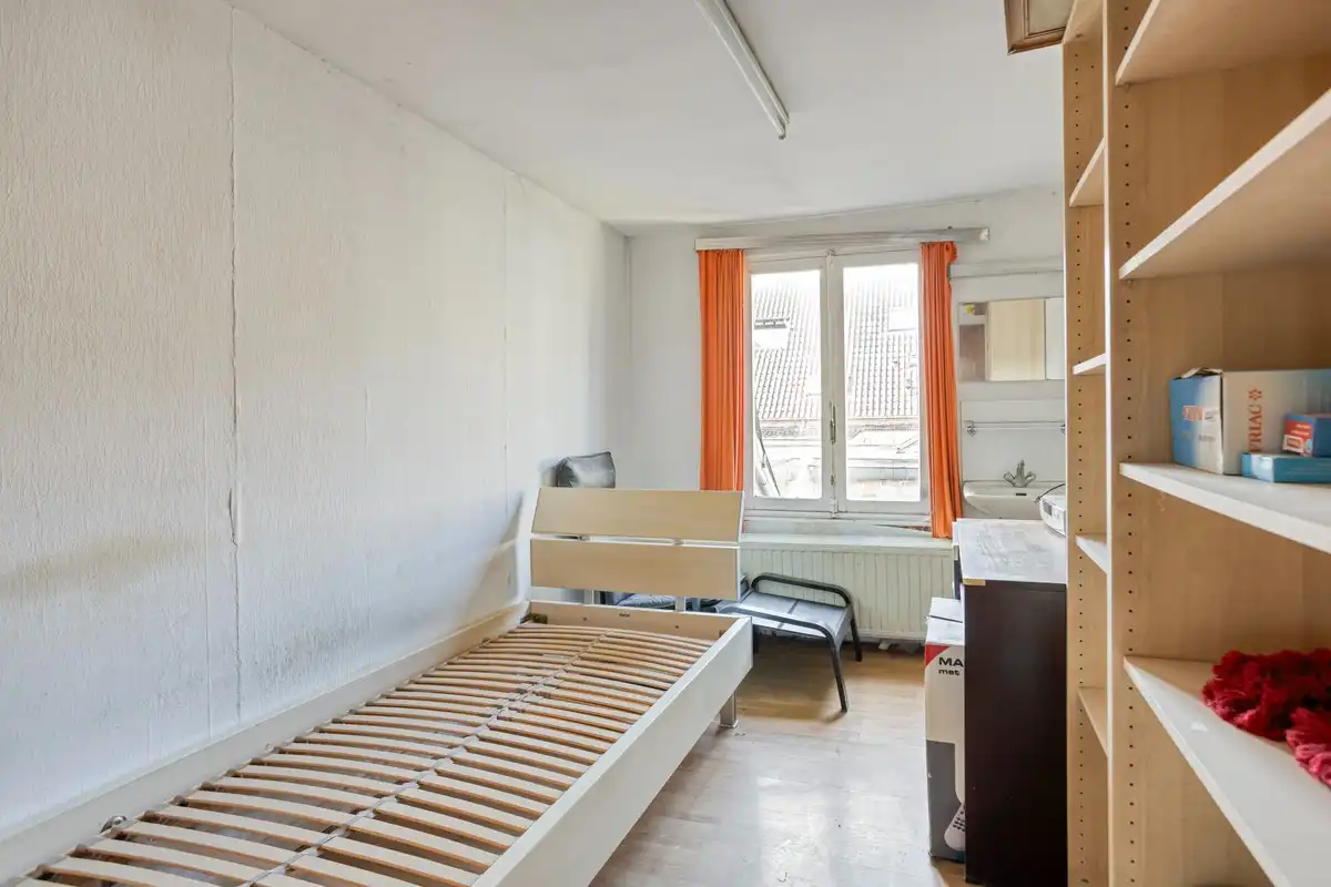 Handelspand met woonst in het centrum van Tongeren foto 14