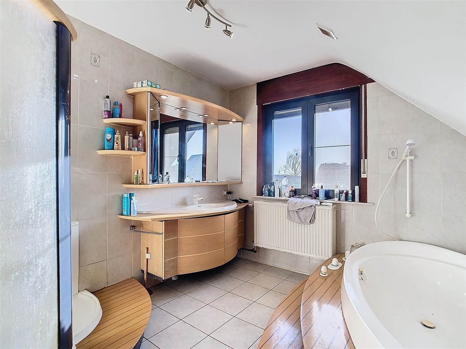 Ruime villa, 3 slpks, garage, terrassen, tuin, 16a 21ca foto 22