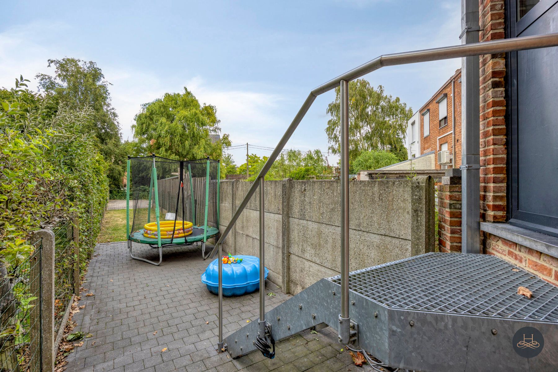 Stijlvolle bel-etage met wellness en tuin foto 30