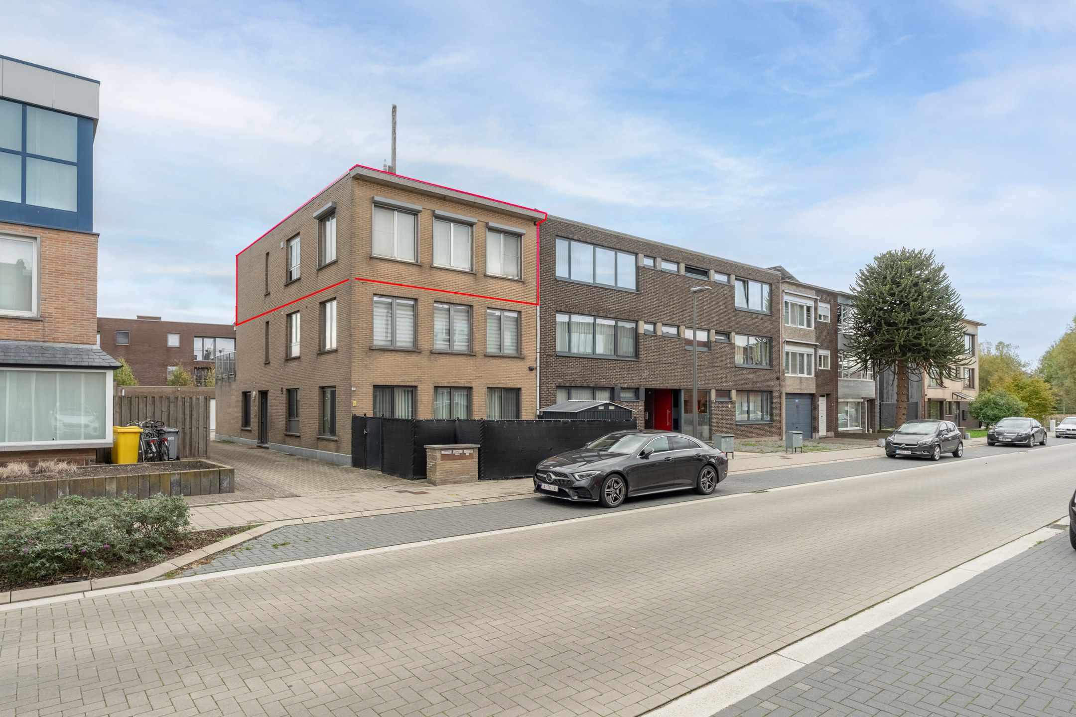 Instapklaar 2slpk app met garagebox en terras te Turnhout foto 16