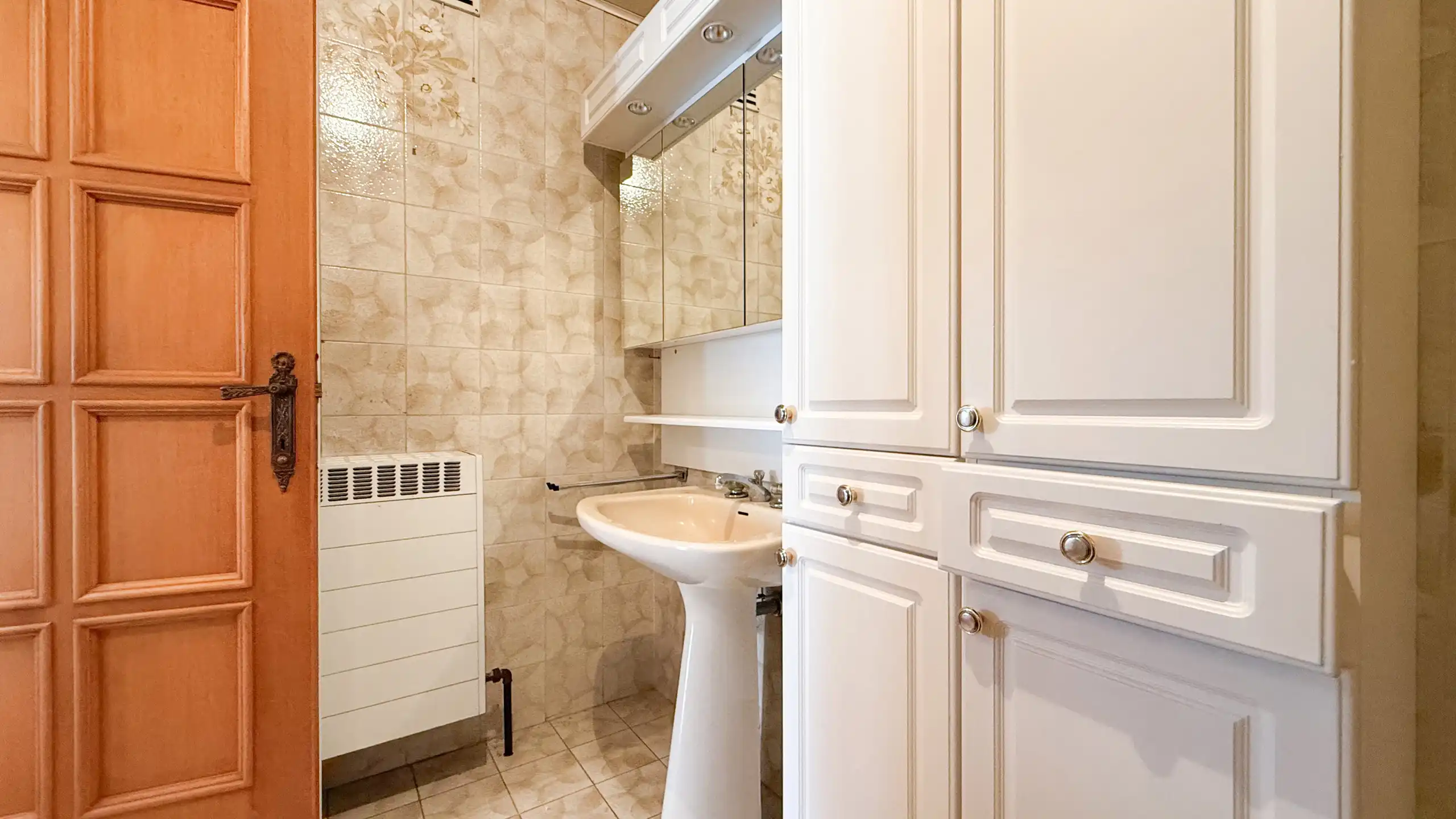 Rustig gelegen bungalow op zeer ruim perceel in Heusden! foto 18