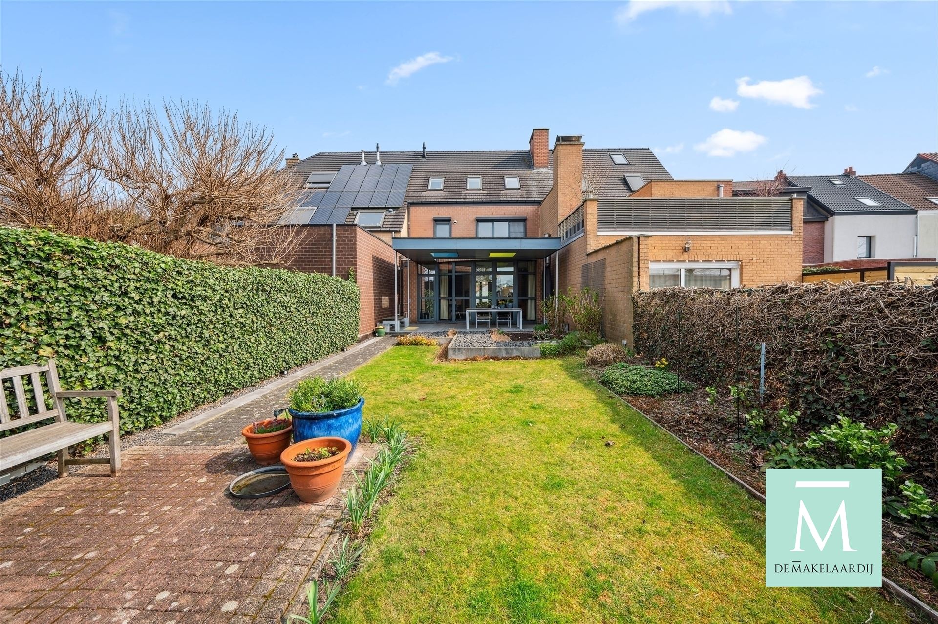 Energiezuinige woning met aangename tuin en garage foto 27