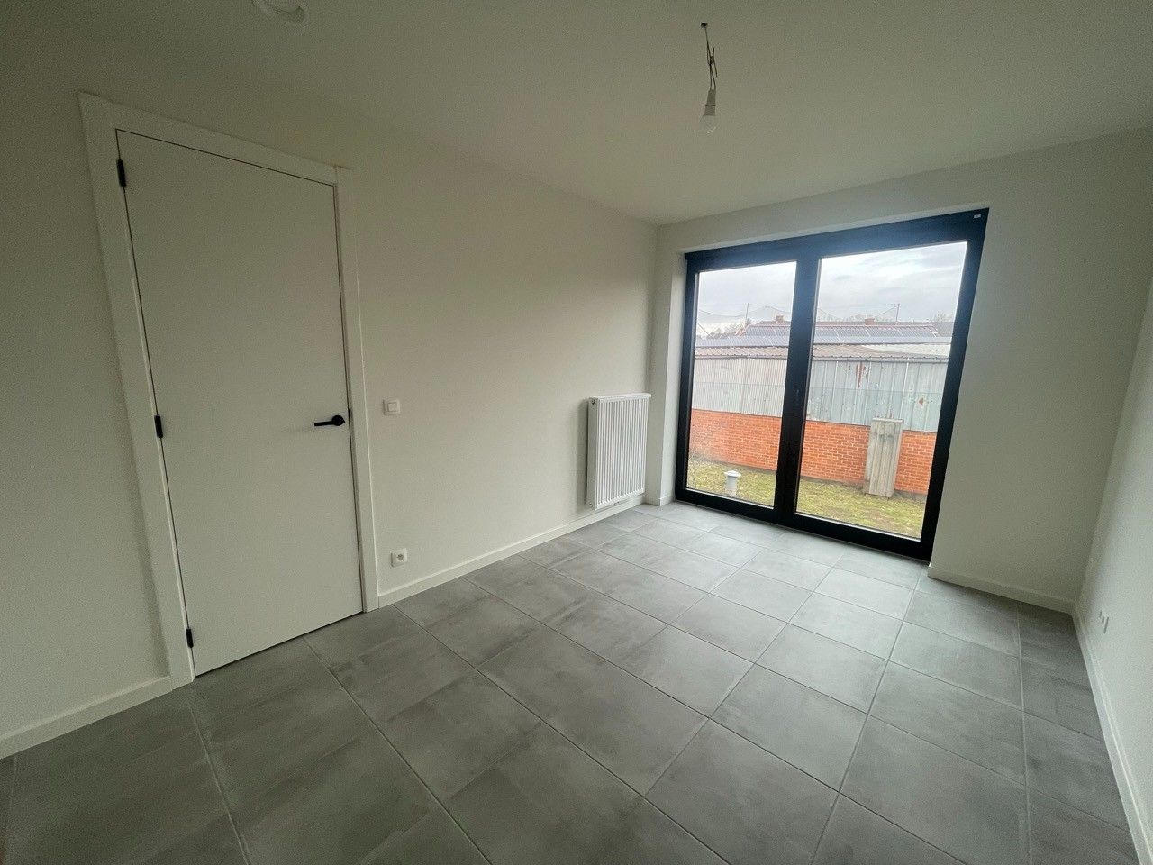 Nieuwbouw appartement met twee slaapkamers, terras, berging en staanplaats foto 23