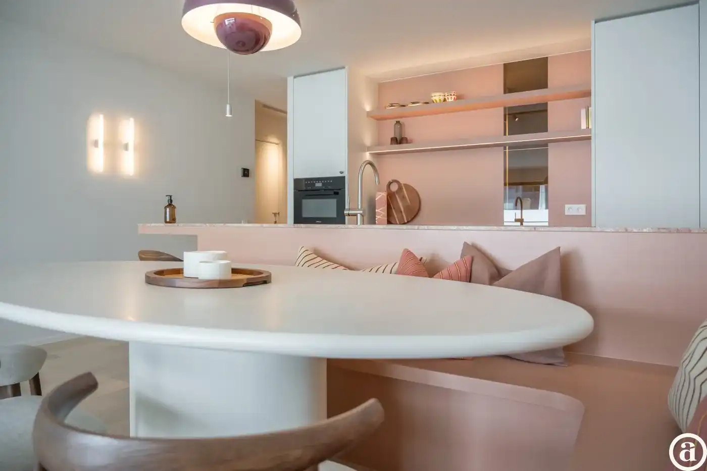 Stijlvol gerenoveerd 3-slaapkamerappartement op topligging in hartje Knokke. foto 8