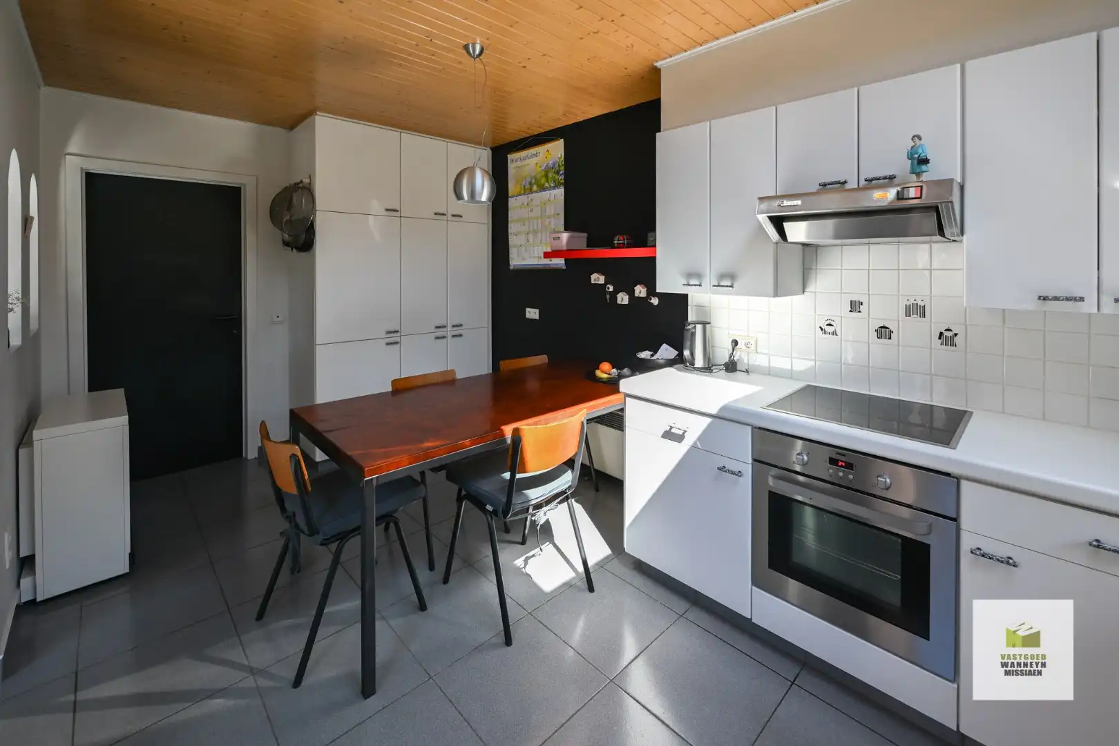 Centraal en rustig gelegen woning met 3slpk, garage en tuin foto 11