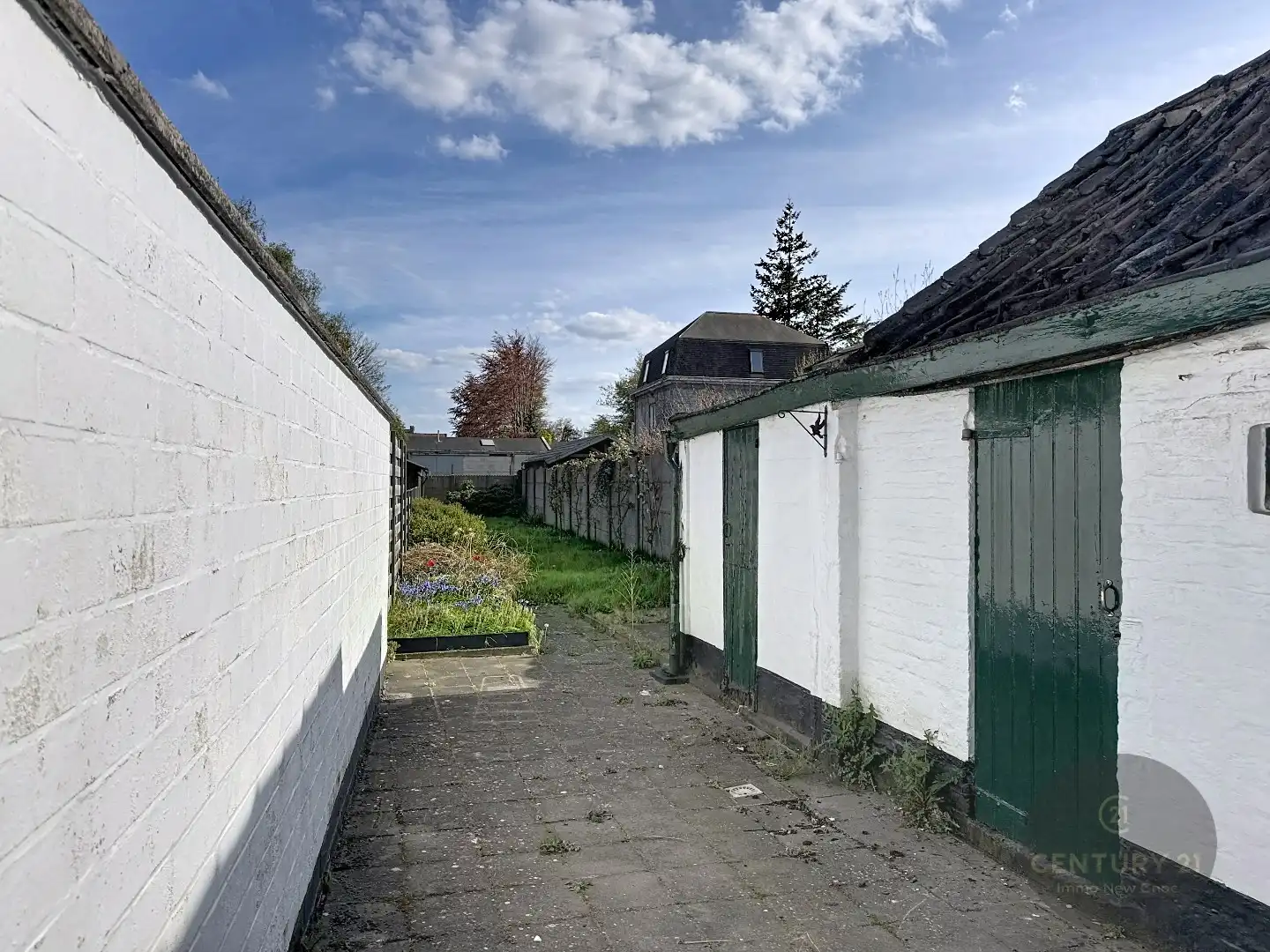 Op te frissen stadswoning met zonnige tuin! foto 5