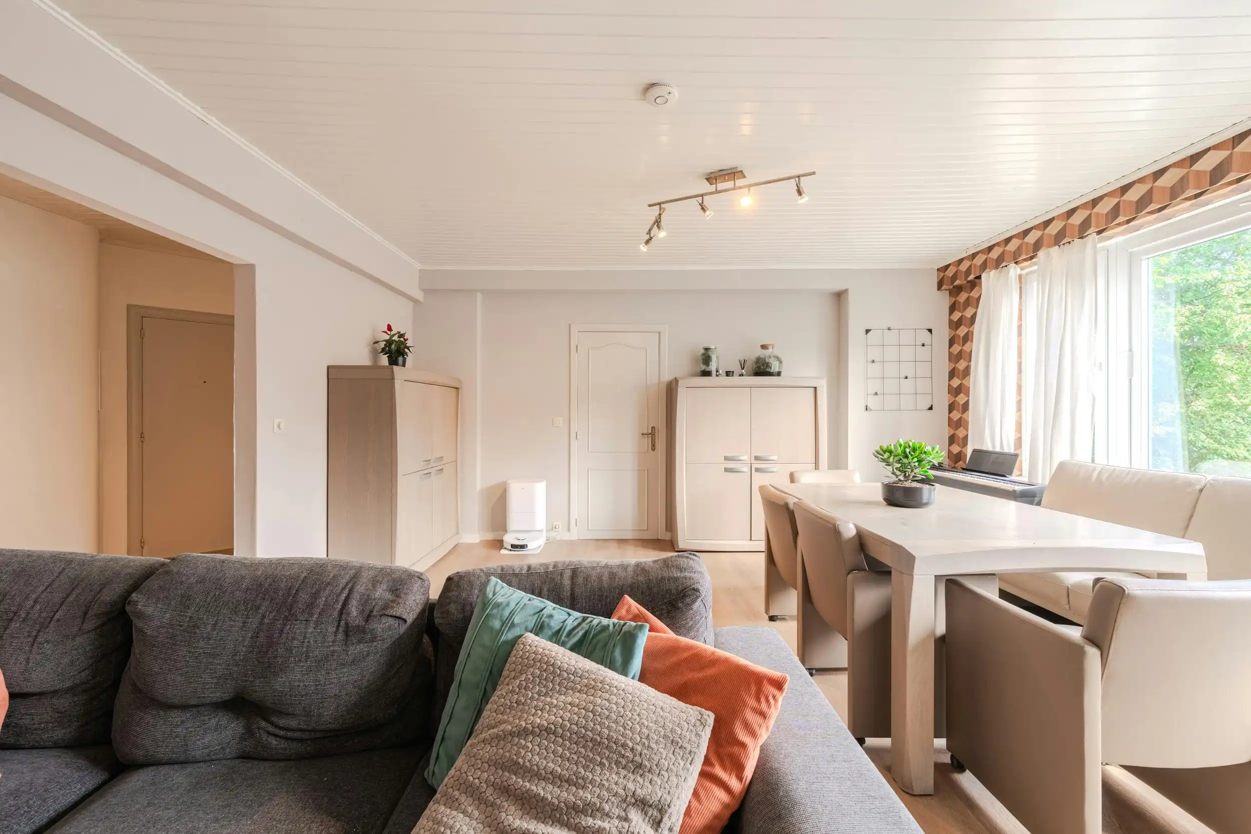 Ruim instapklaar appartement met 2 slaapkamers te Oostende foto 6
