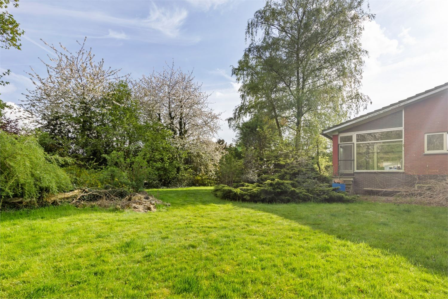 UNIEK GELEGEN BOUWGROND OMGEVEN DOOR GROEN foto 8