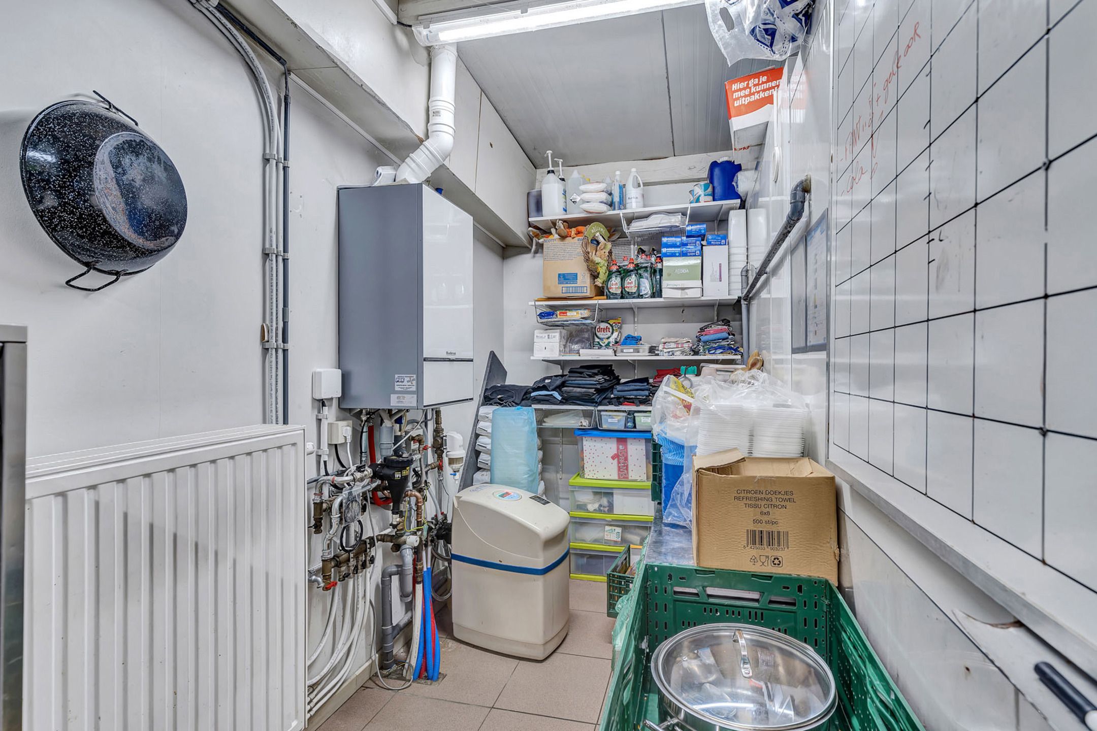 Gekende frituur op een strategische locatie foto 15