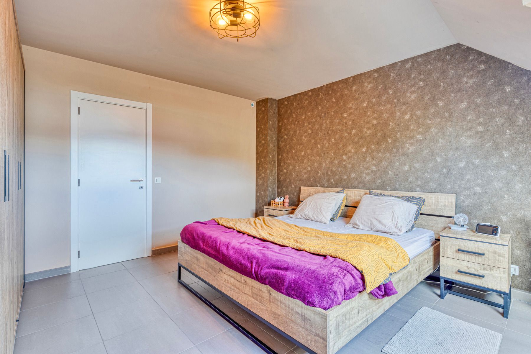 Instapklaar appartement met 3 slaapkamers en terras foto 11