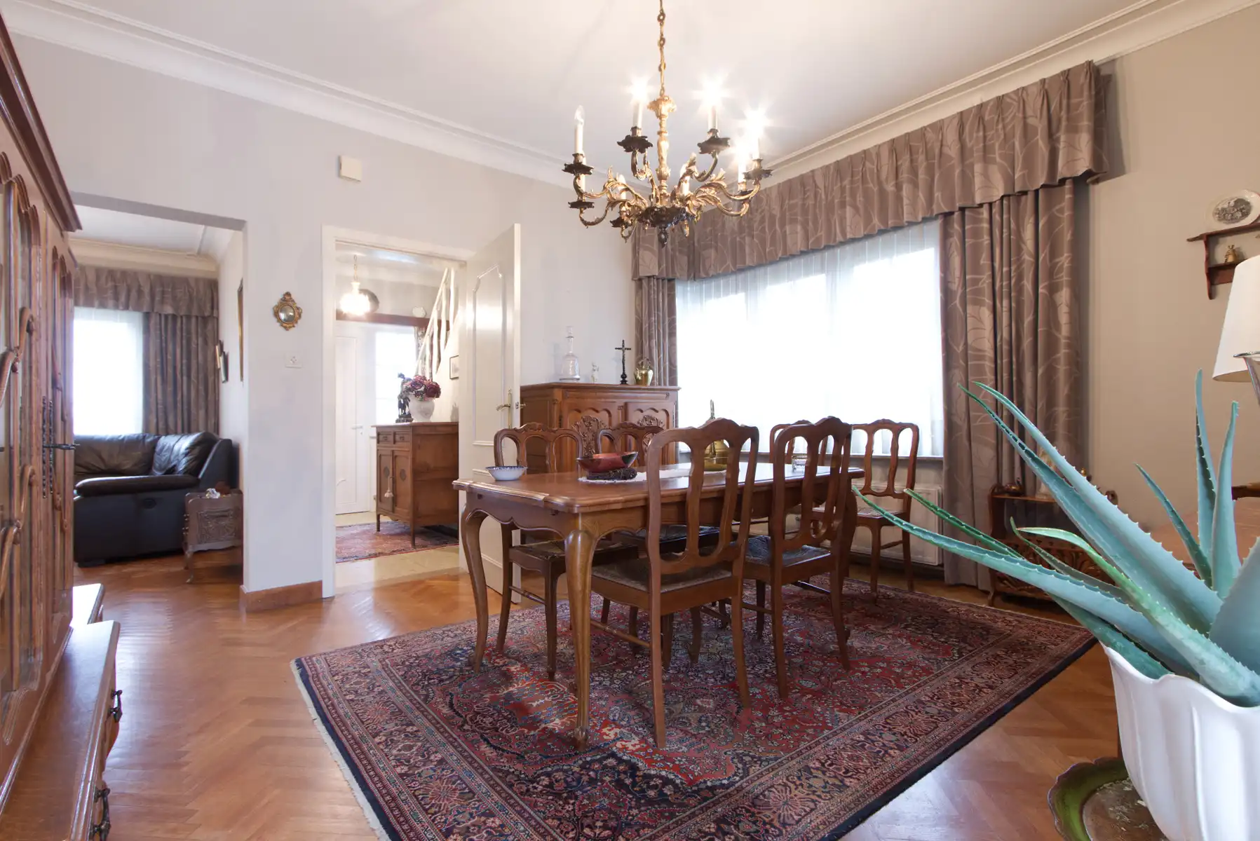 GEZINSWONING - 3 SLK - VERANDA - TERRAS - TUIN - GARAGE foto 4