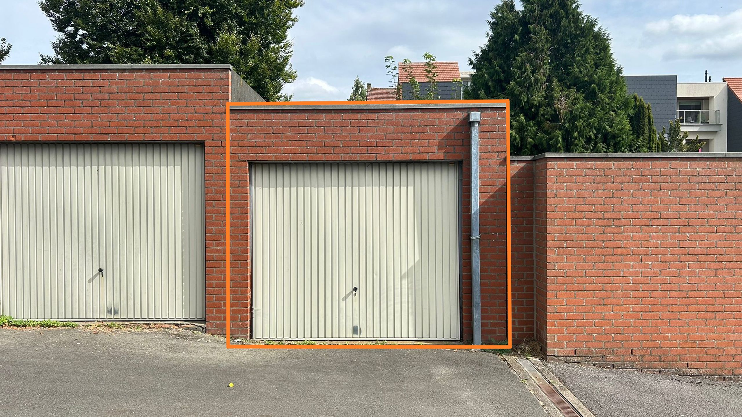 Goed gelegen garagebox nabij centrum foto 1