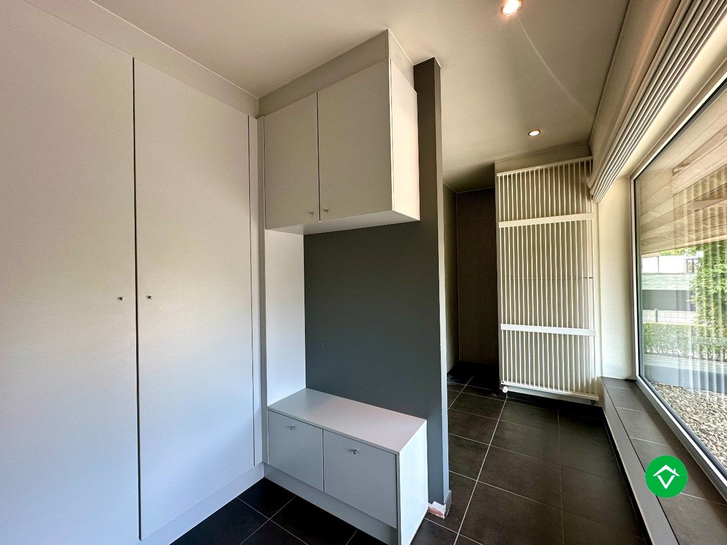 Ruime gezinswoning met vier slaapkamers en afzonderlijke bureauruimte te Koekelare foto 13