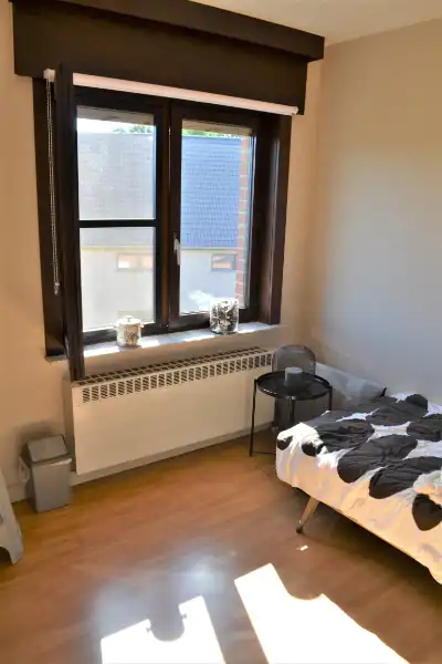 2 slaapkamer appartement met garage! foto 11