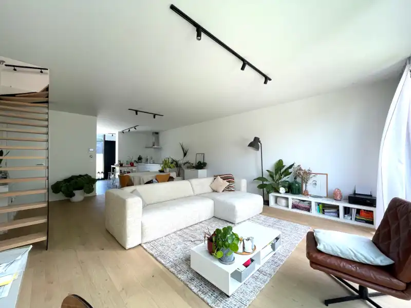 Unieke recente woning in het centrum - nabij Portus Ganda foto 4