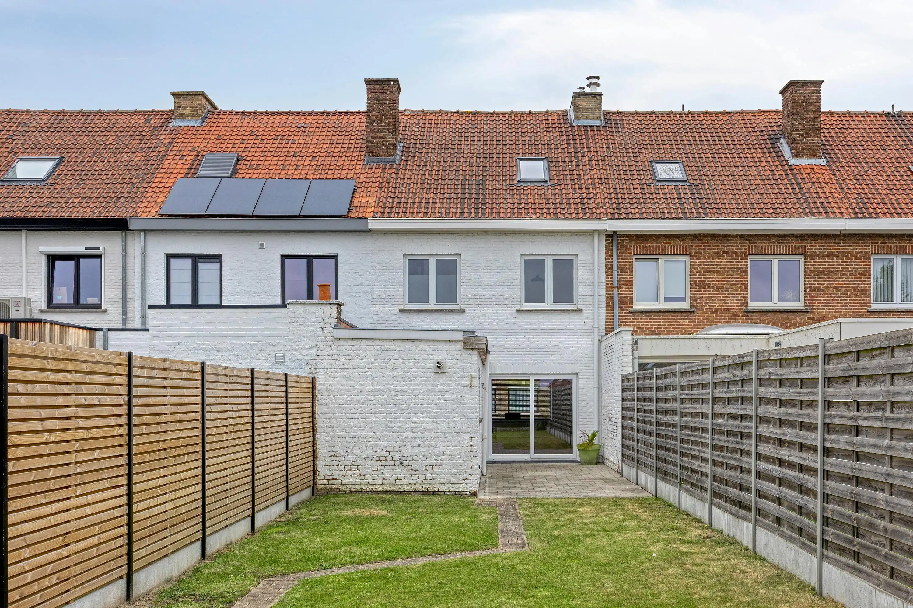 Recent gerenoveerd huis met 3 kamers te koop in Beveren-Leie foto 27