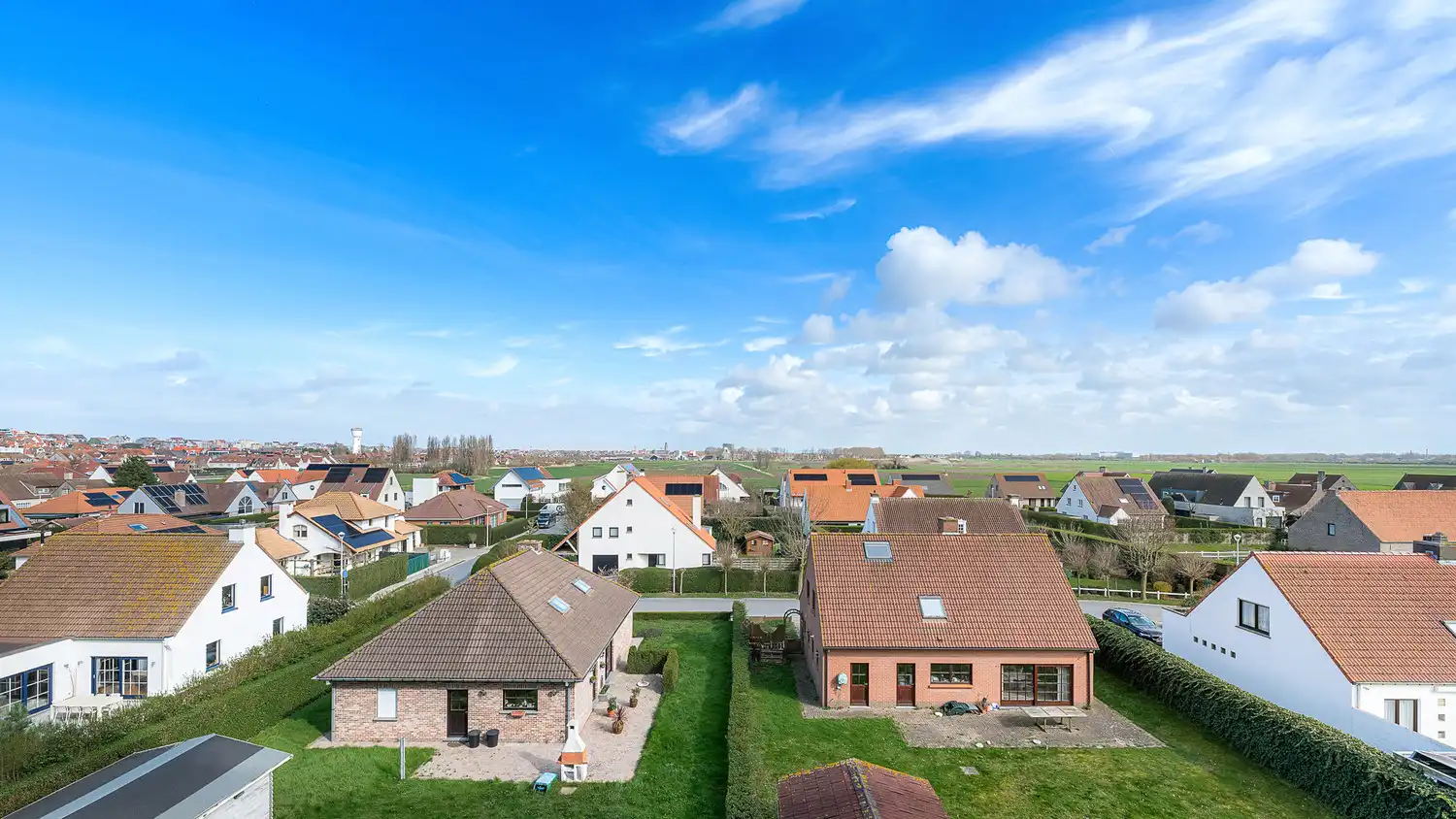 Zongericht ruim 2-slaapkamer appartement met prachtige open zichten foto 17