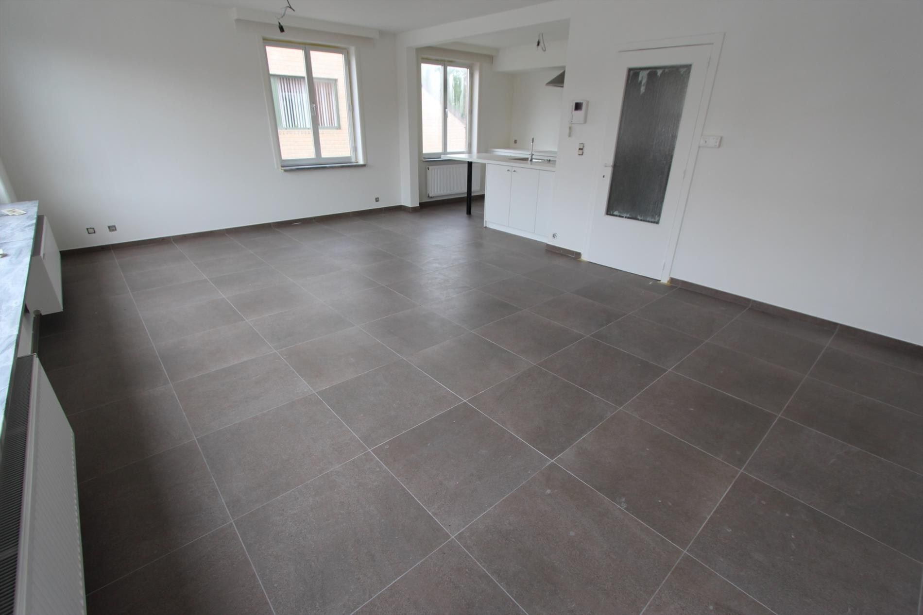 Appartement op eerste verdieping met 2 slaapkamers en terras te Koekelare foto 5