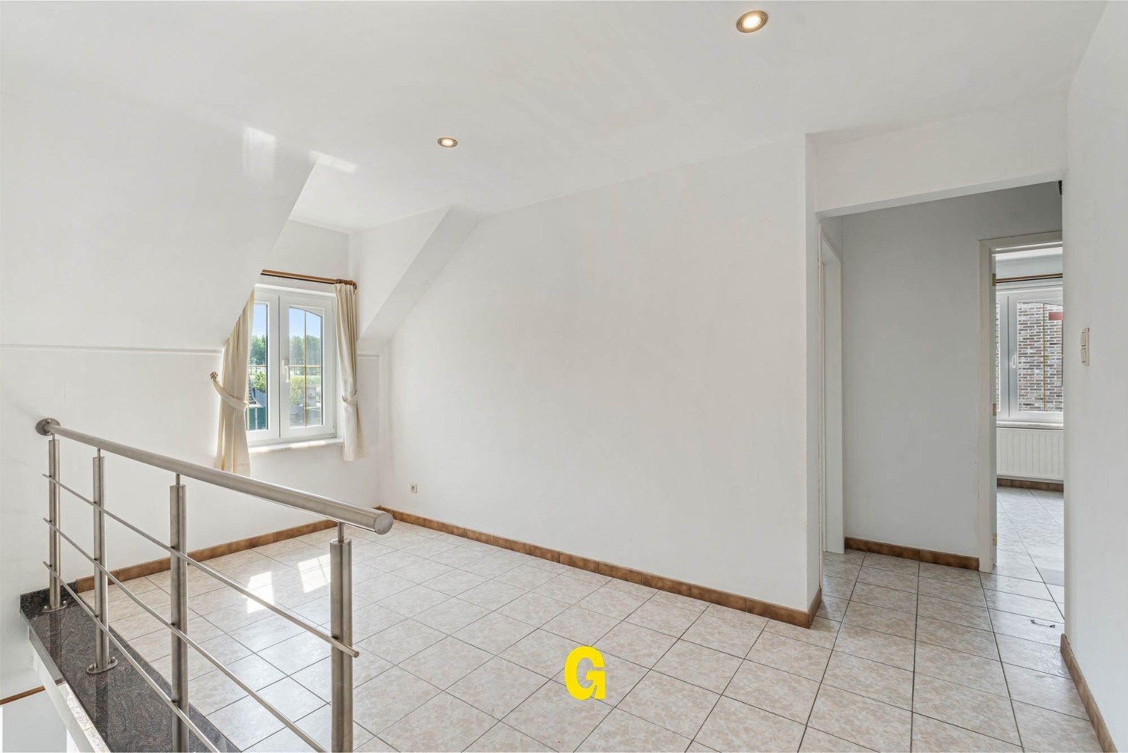 Verzorgde half-vrijstaande woning van degelijke kwaliteit, in een doodlopende kindvriendelijke straat in het mooie Romershoven foto 17