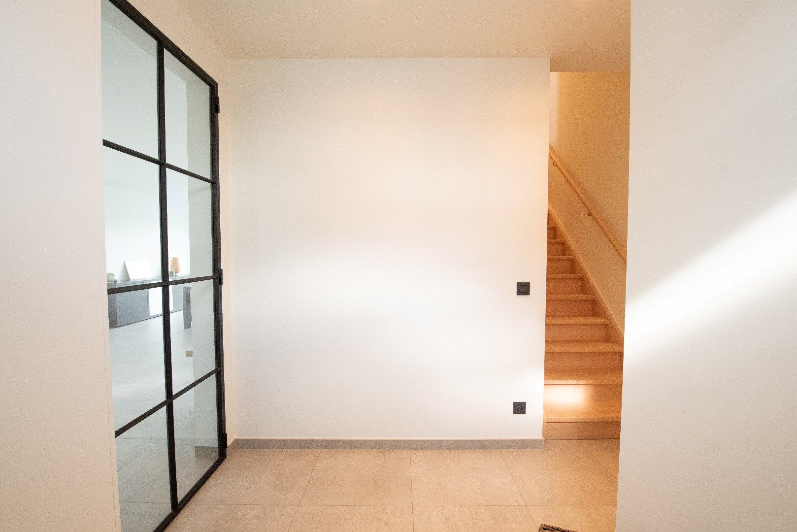Volledig instapklare woning met 3 slaapkamers en leuke tuin in Zulte foto 2