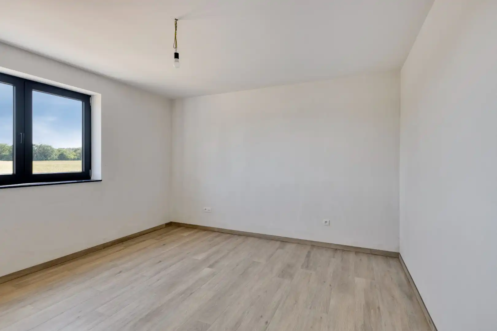 Nieuwbouw-woning in landelijke stijl met 3 slpk op 3 a 82 ca. foto 18