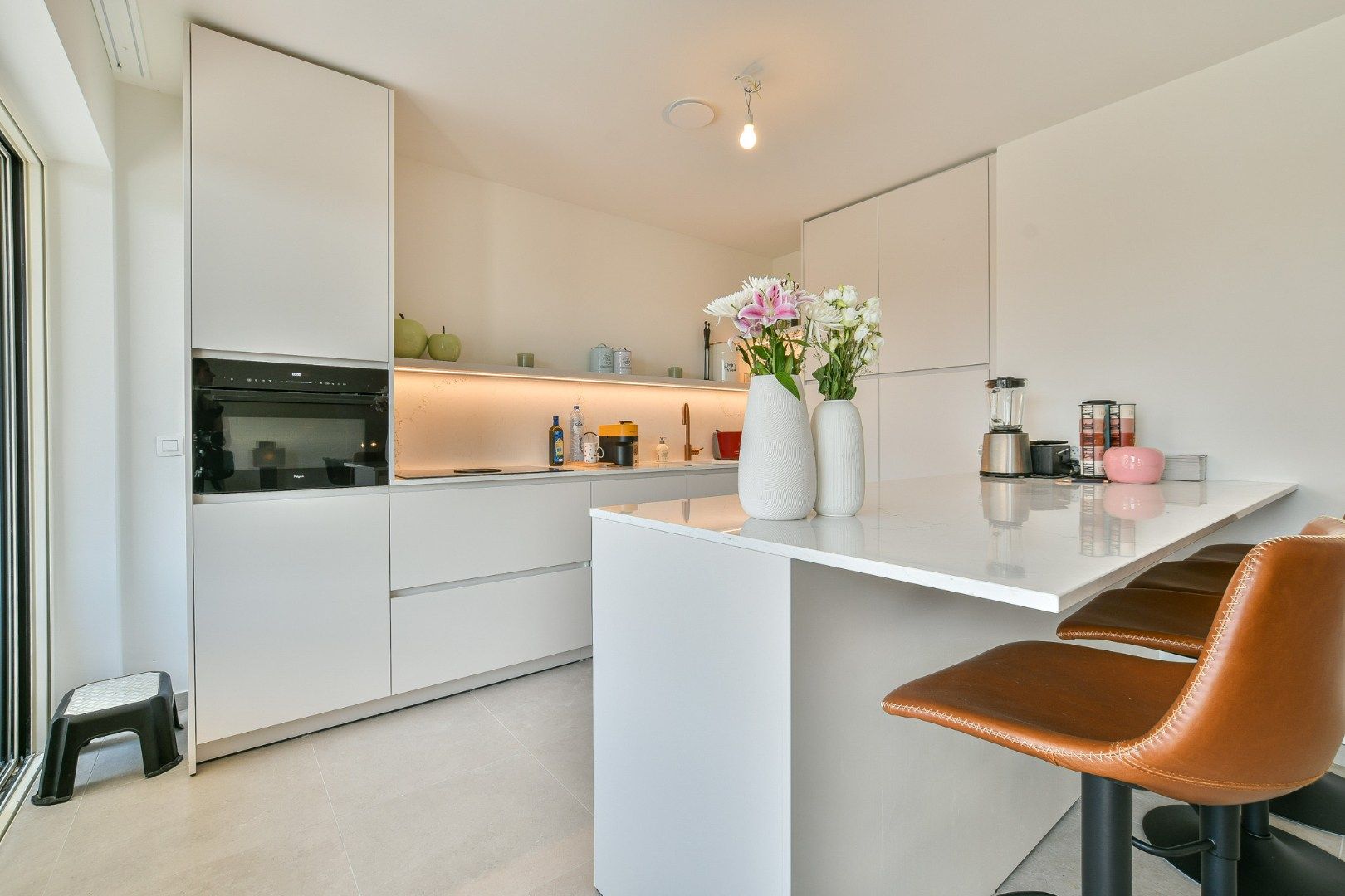 Prachtig nieuwbouwappartement met 2 slaapkamers op toplocatie te Wenduine! foto 8